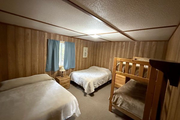 Bears Den Cottage on Lake of the Woods