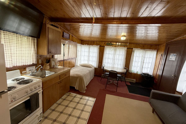 Eagles Landing fishing resort cottages for rent