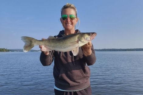Walleye fishing in Lake of the Woods